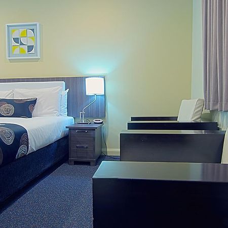 Park Squire Motor Inn & Serviced Apartments Мелбърн Екстериор снимка