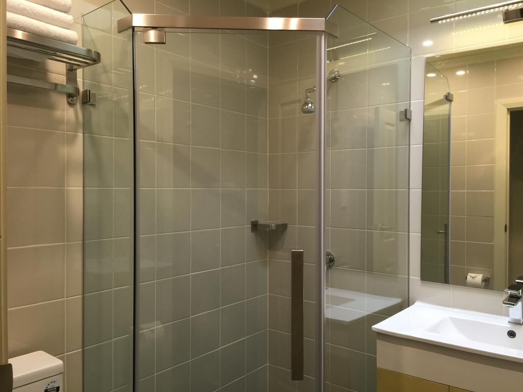 Park Squire Motor Inn & Serviced Apartments Мелбърн Екстериор снимка