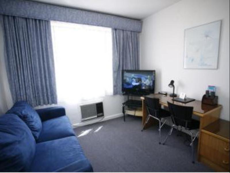 Park Squire Motor Inn & Serviced Apartments Мелбърн Екстериор снимка